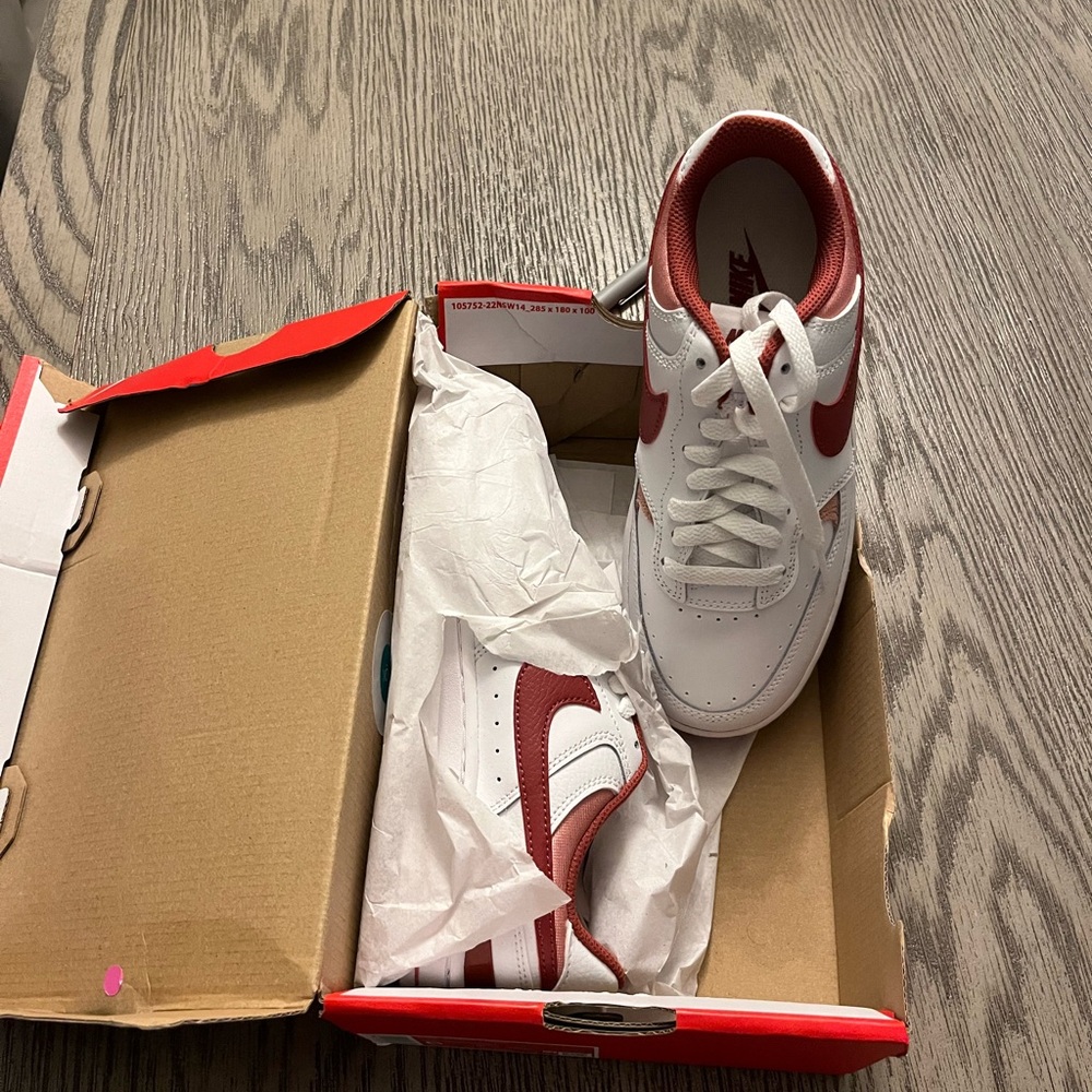 Womens Nike Gamma Force White and Cedar Sneakers. Size 6